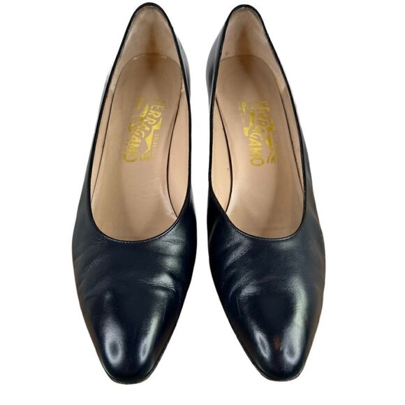 SALVATORE FERRAGAMO Vintage Black Leather Slip-on Pumps Size 8.5 AA = Narrow Fit - Picture 3 of 12